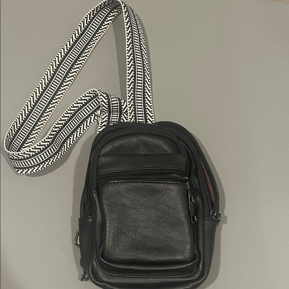 Chic Black Leather Belt Bag with Patterned Strap